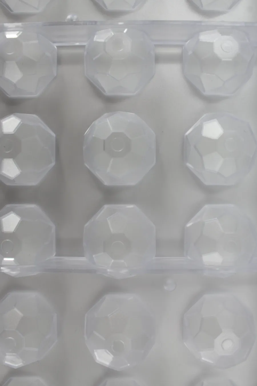 Basic u0026 More Chokoladeform (27x15x2,5cm) Diamantform> Julegaver Til Hende|Bageudstyr