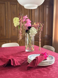 Basic u0026 More Dug i Jacquard METTE (140x320cm) Kirsebær Rød><noscript><img width=