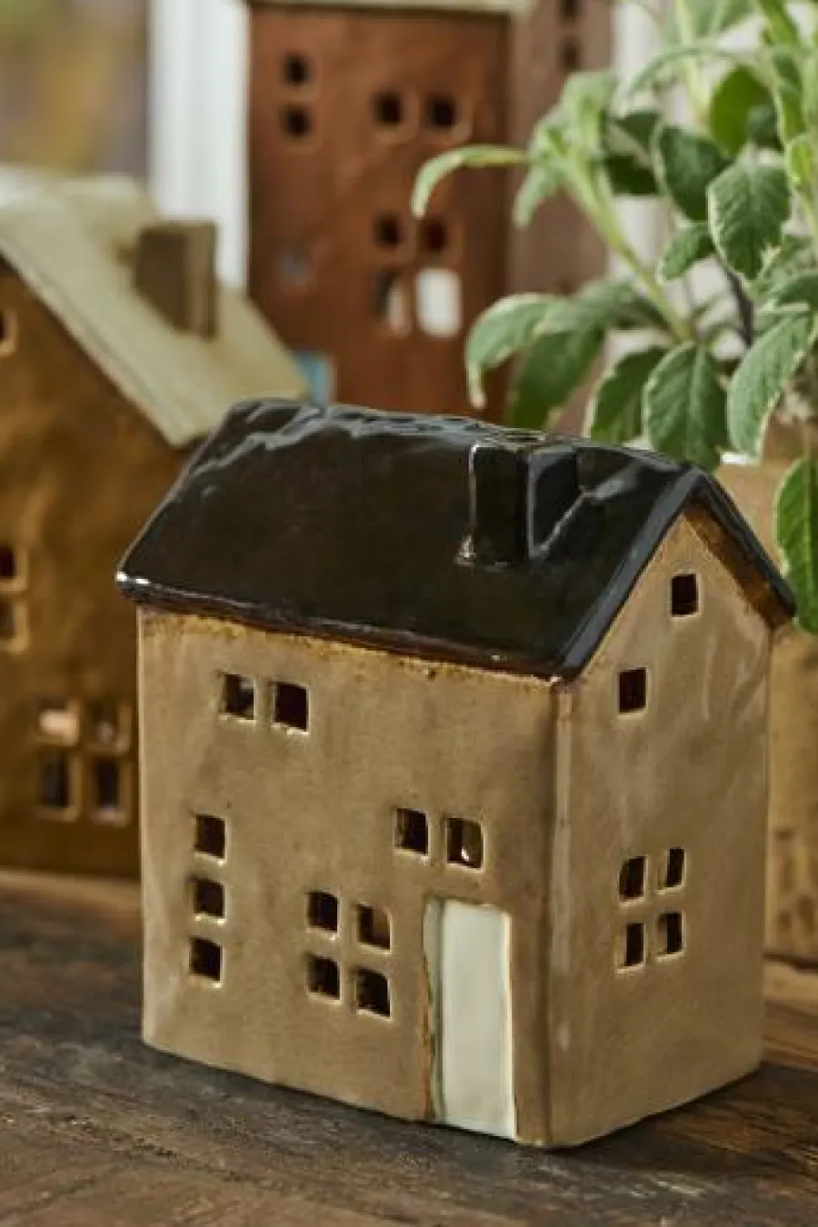 Ib Laursen - Keramik Hus til Fyrfadslys Brighton (7,5 x 13,2 x 11,3 cm)> Julegaver Til Ham|Julepynt & Dekoration