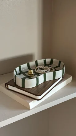 Basic u0026 More Keramik Bakke BIDDA i Beige m. Grøn Striber (12,2x20x3cm)> Julegaver Til Hende|Dekoration