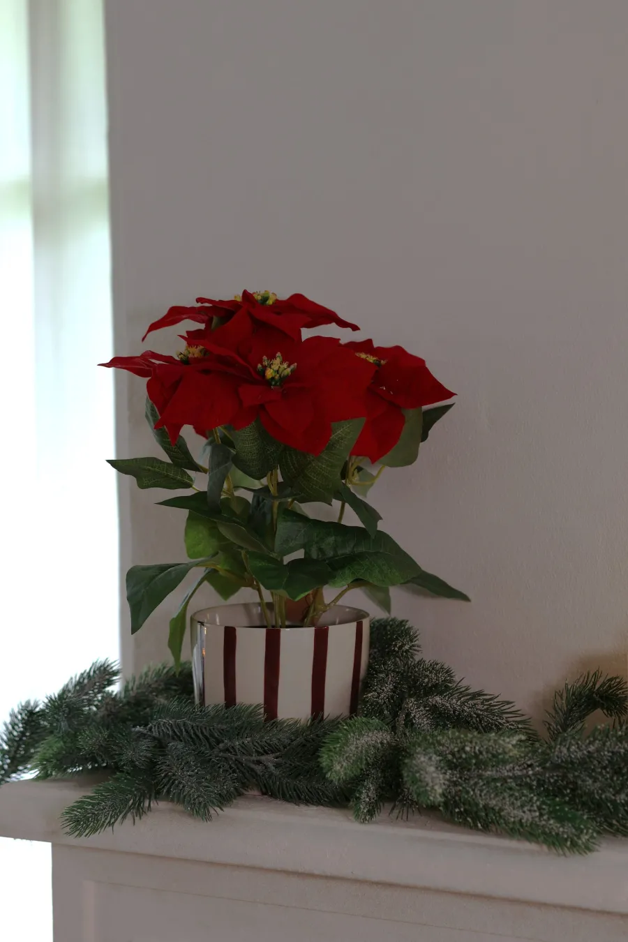 Basic u0026 More Kunstig Julestjerne i Potte Rød (40cm)> Julepynt & Dekoration|Jul