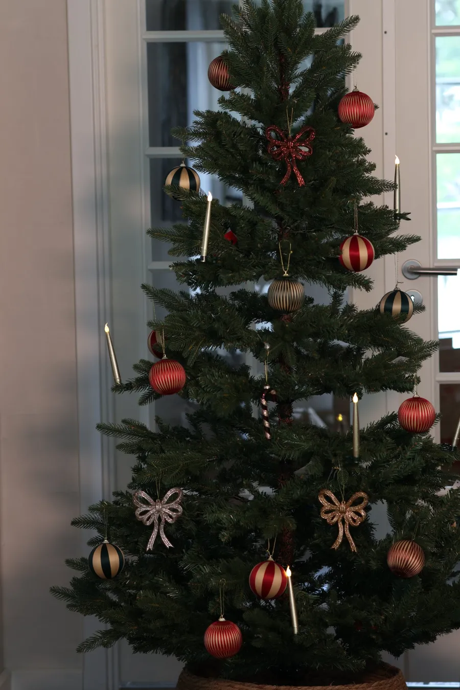 Basic u0026 More Kunstig Juletræ Grøn (180cm)> Julepynt & Dekoration|Jul