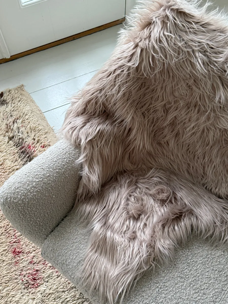 Basic u0026 More Lammeskind Tæppe (60x90cm) Hvid> Julegaver Til Hende|Tæpper & Plaider