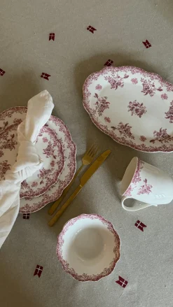 Basic u0026 More Skål DINNA (Ø14x4,5 cm) Bordeaux> Julegaver Til Hende|Skåle & Fade