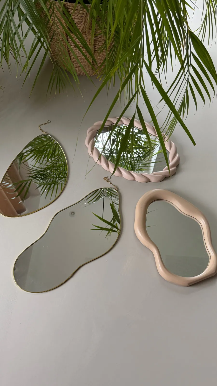 Basic u0026 More Spejl FADDA (25x34,5x2,7cm) Beige> Julegaver Til Hende|Dekoration