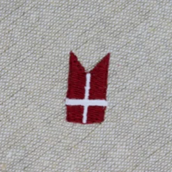 Basic u0026 More Stofserviet m. Broderet Dansk flag( 40x40cm) Hørfarve><noscript><img width=