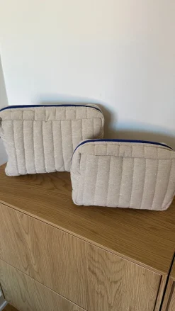 Basic u0026 More Toilettasker m Beige og Camel Stribe EASON ( 27x10x20cm) Stor> Julegaver Til Hende|Toilettasker