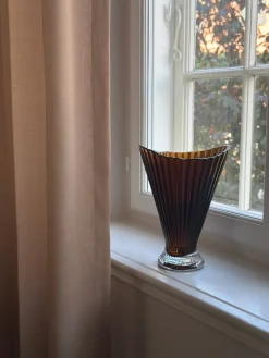 Basic u0026 More Vase ELVIN (16,5x15 x 21,5cm) Brun> Julegaver Til Hende|Vaser & Krukker