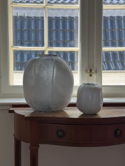 Villa Collection - Sigt Vase Smoked Pearl (13cm)><noscript><img width=